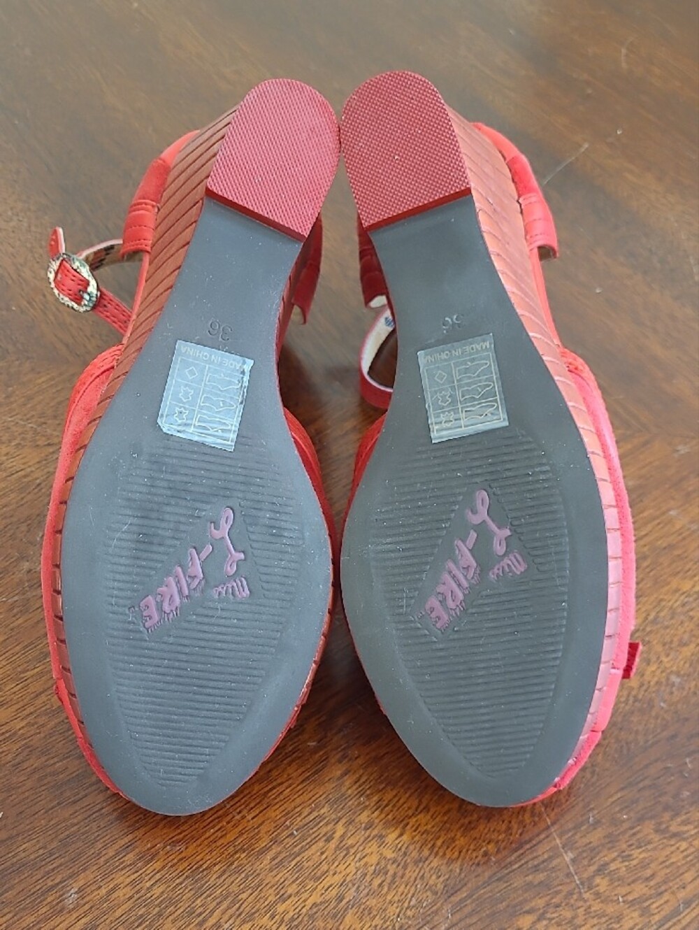 Like New, Miss L- Fire Pin-up Wedge Shoes Size 36, US 5.5-6. - Picture 7 of 15
